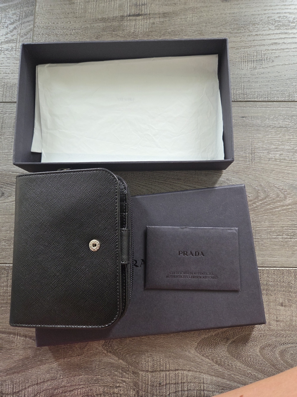 Prada Black Saffiano Leather Zip Wallet - Picture 6 of 7